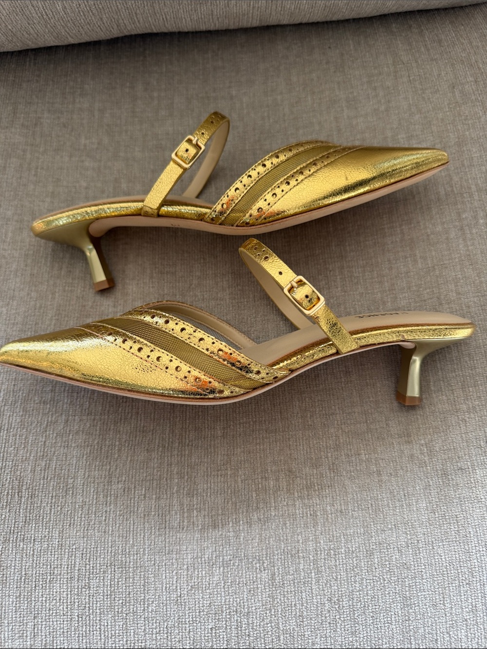 L'AGENCE Metallic Gold Pointed Kitten Heel - Picture 8 of 11